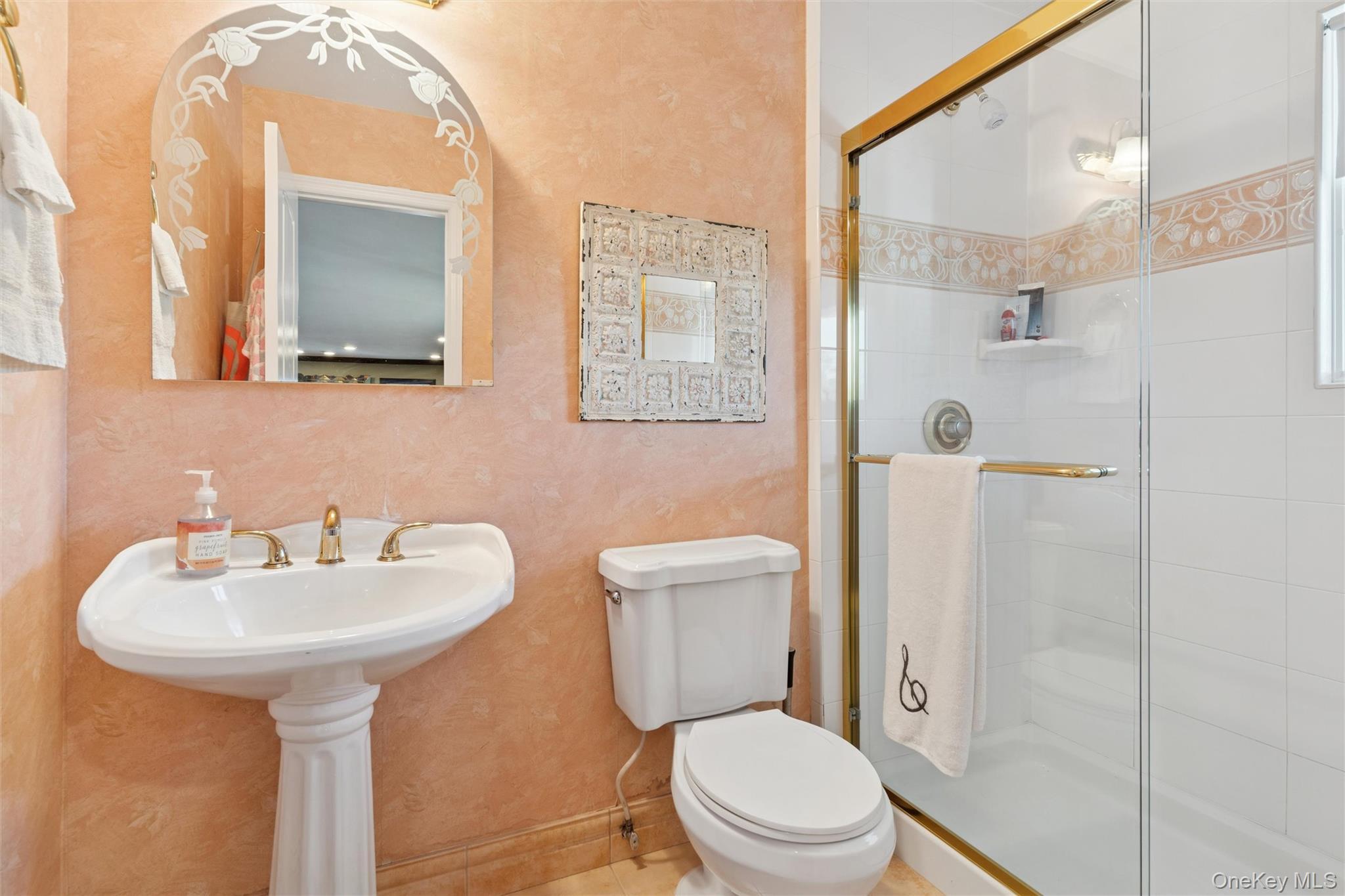 Single Family Shore  Nassau County, NY 11710, MLS-924996-20