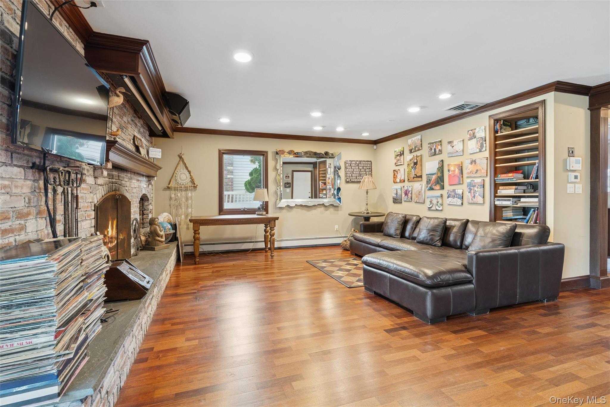 Single Family Shore  Nassau County, NY 11710, MLS-924996-22