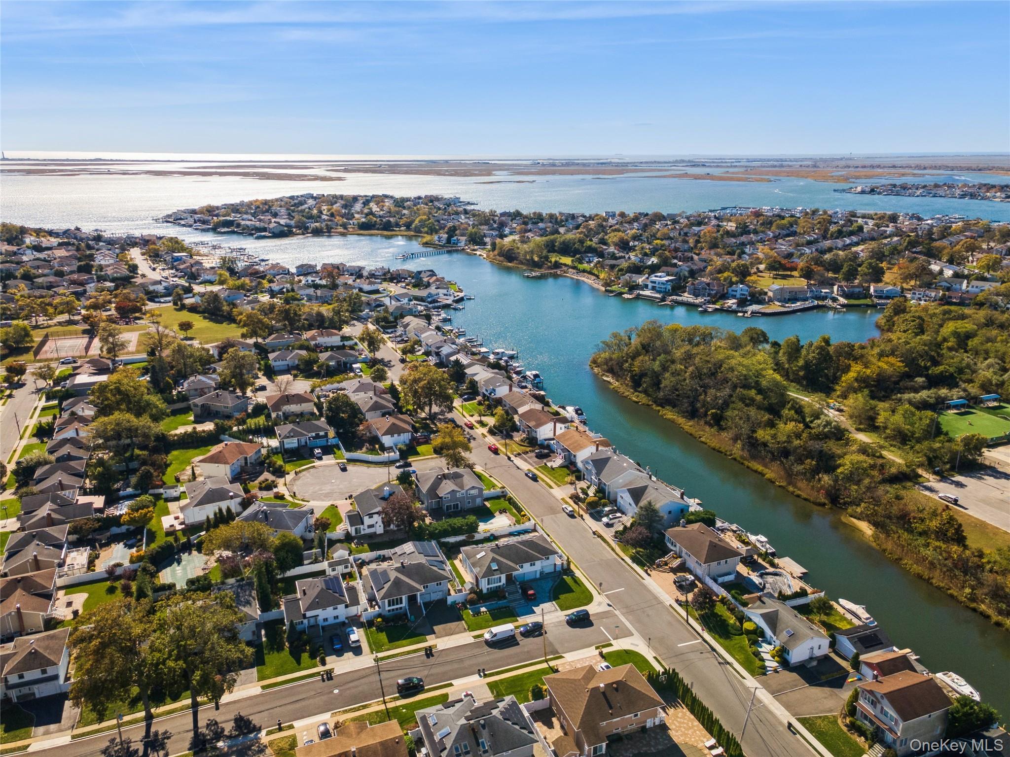 Single Family Shore  Nassau County, NY 11710, MLS-924996-38