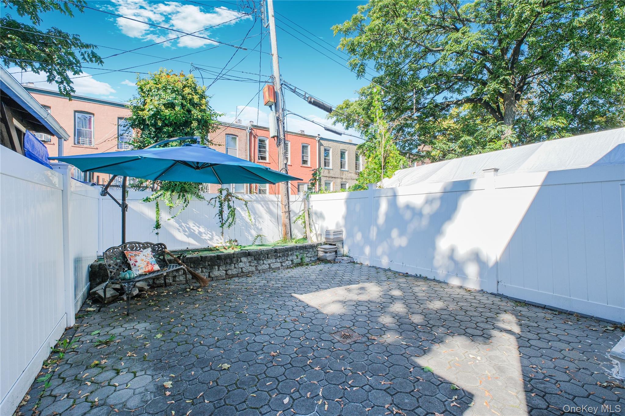 Single Family Eldert  Brooklyn, NY 11208, MLS-925019-30