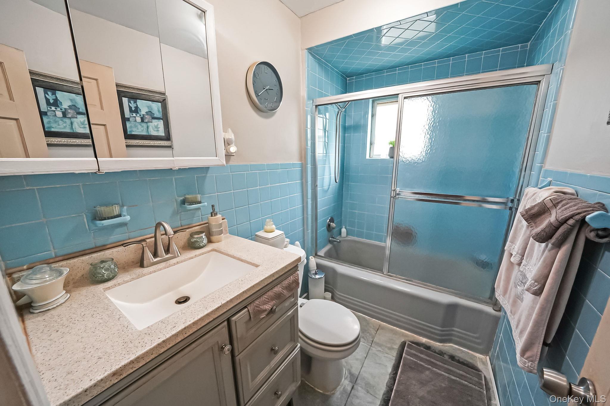 Single Family Avenue S  Brooklyn, NY 11234, MLS-925030-15