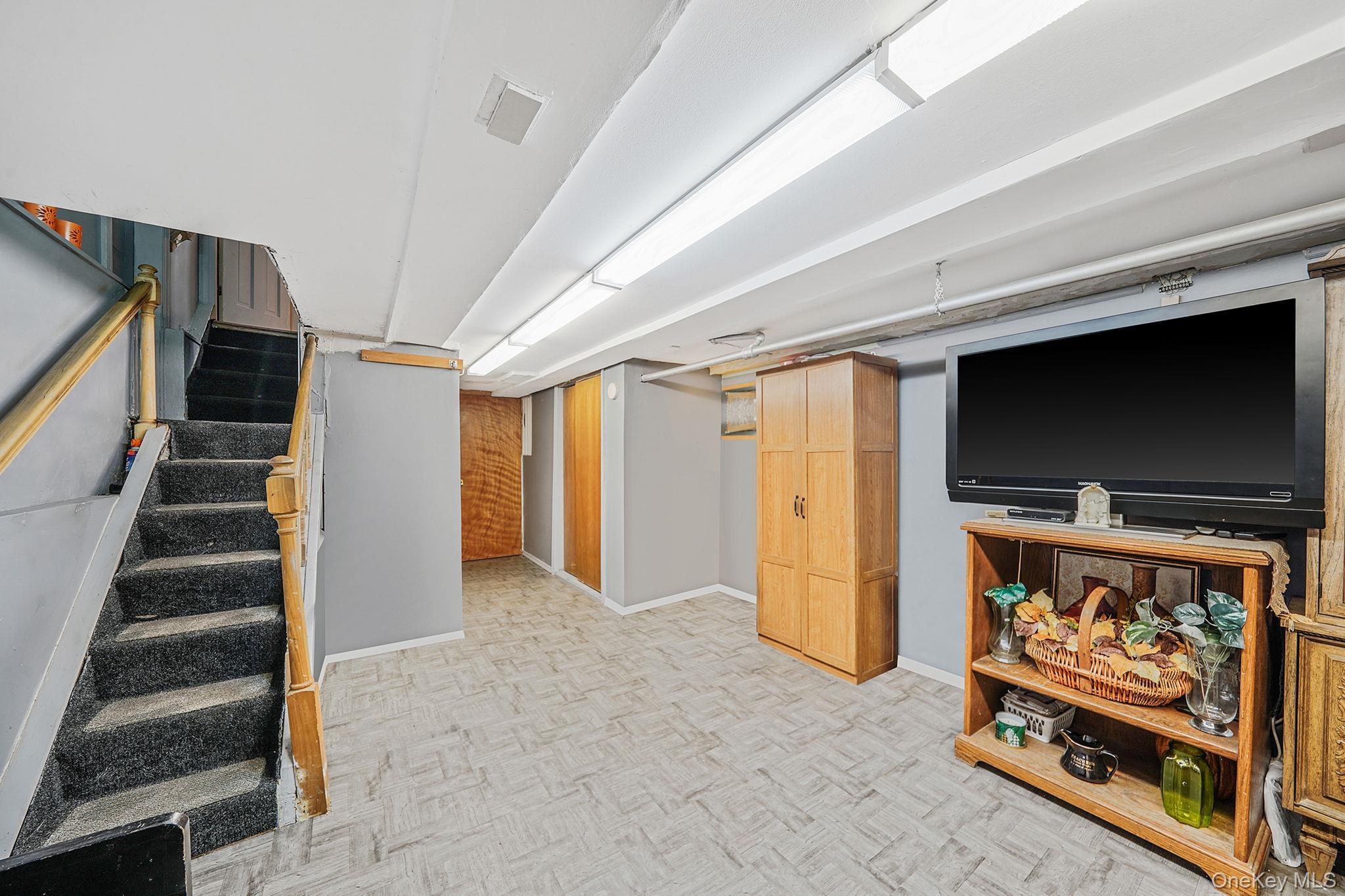 Single Family Avenue S  Brooklyn, NY 11234, MLS-925030-18