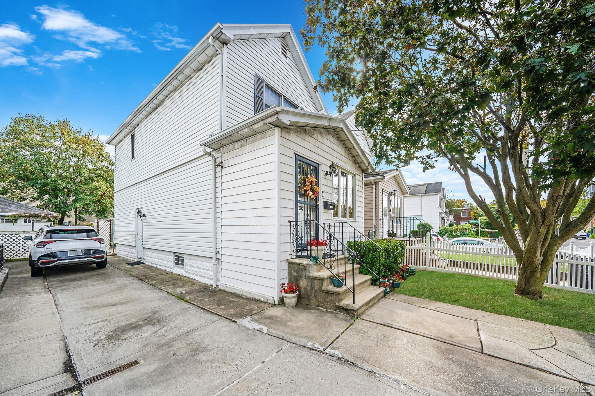 Single Family Avenue S  Brooklyn, NY 11234, MLS-925030-3