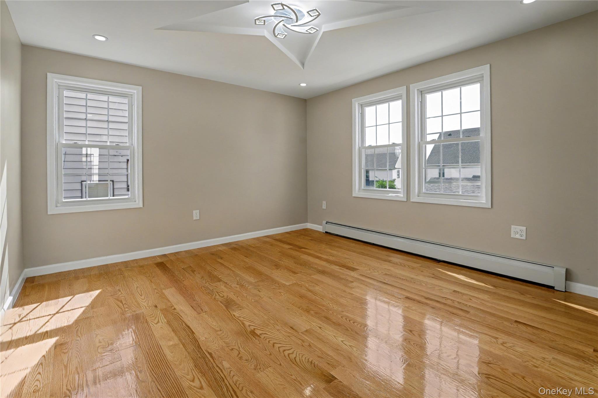 Single Family 194th  Queens, NY 11412, MLS-925035-9