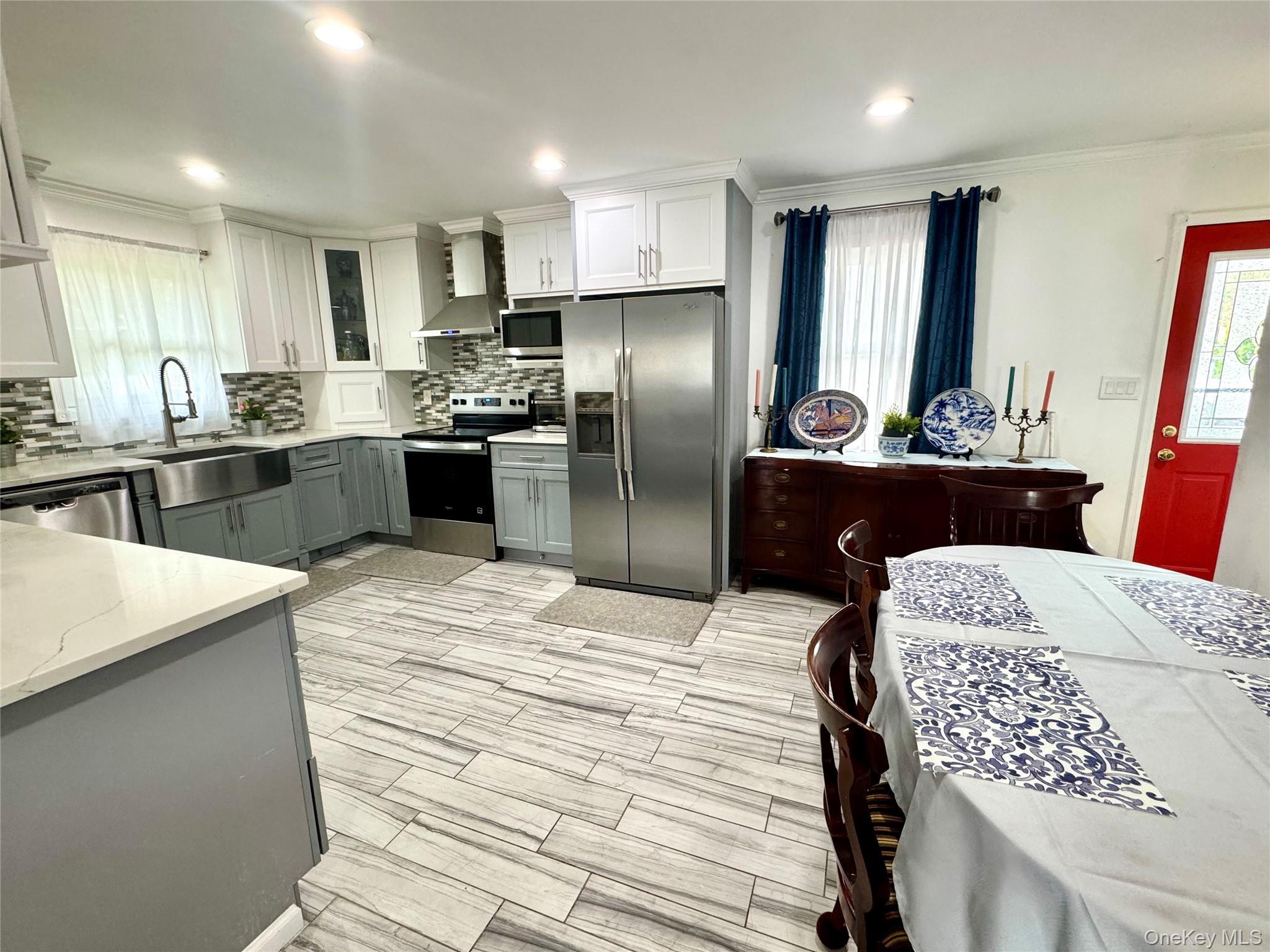 Single Family Sands  Suffolk County, NY 11719, MLS-925045-21