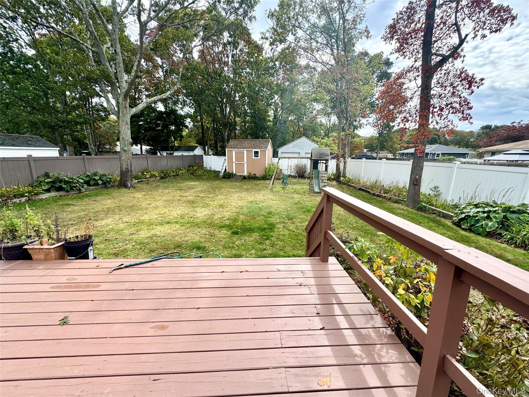 Single Family Sands  Suffolk County, NY 11719, MLS-925045-26