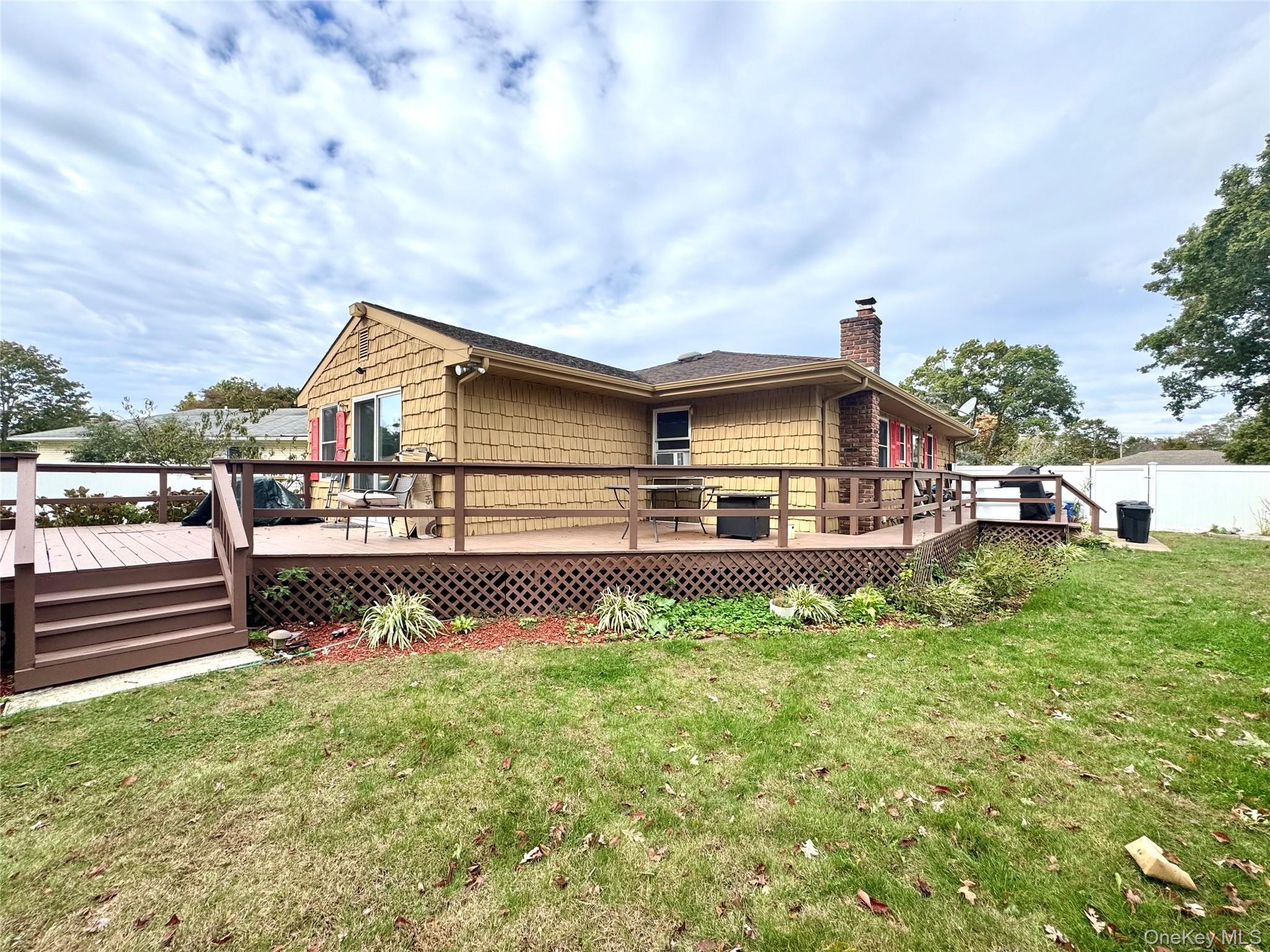 Single Family Sands  Suffolk County, NY 11719, MLS-925045-27