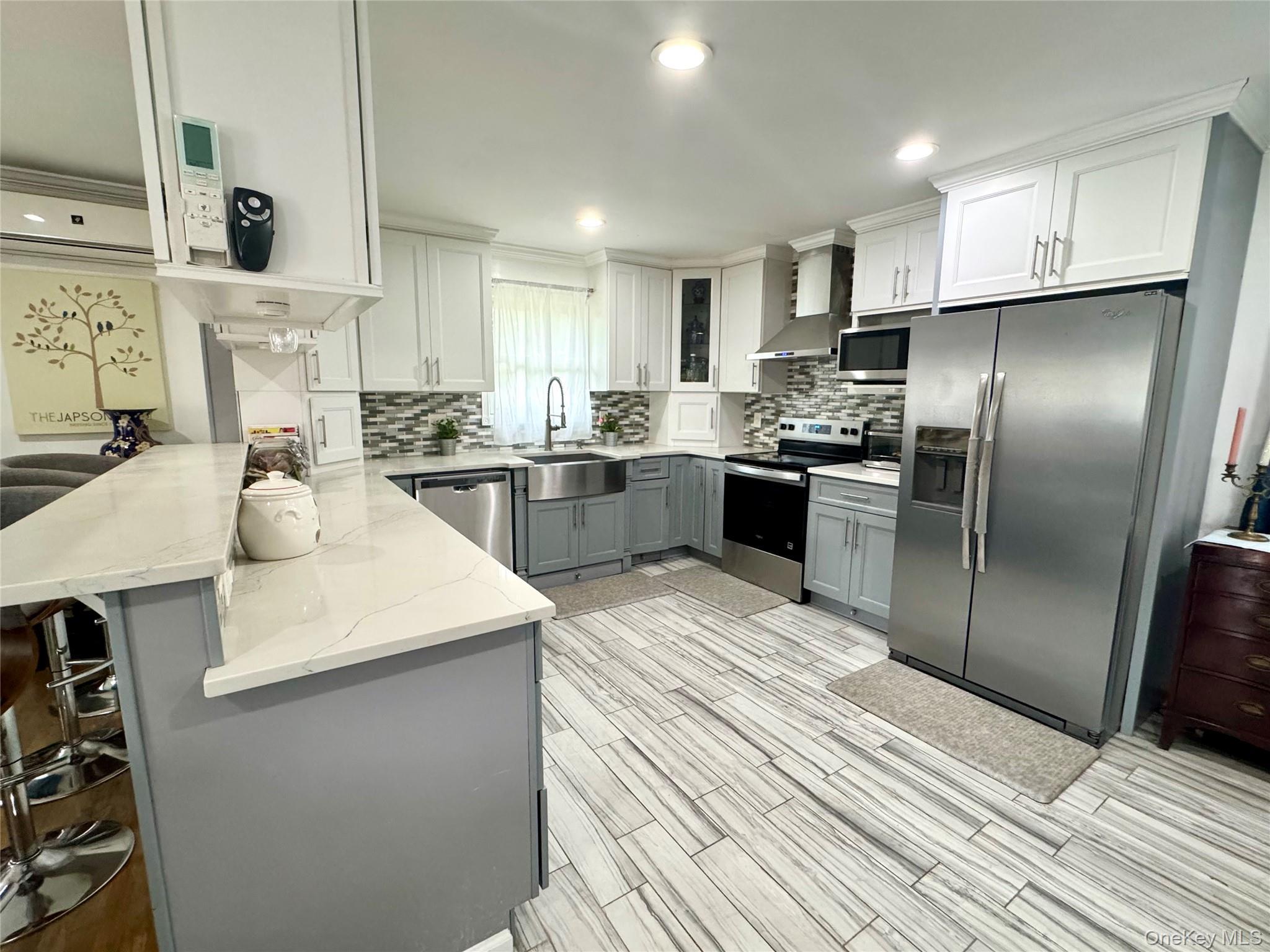 Single Family Sands  Suffolk County, NY 11719, MLS-925045-3