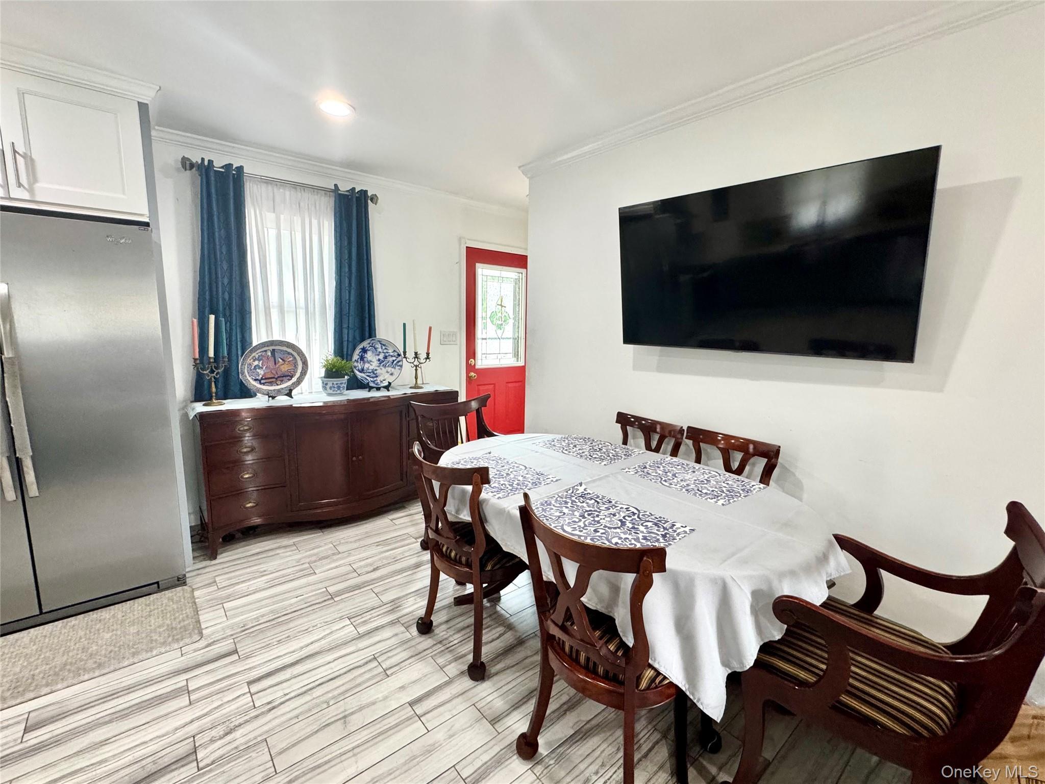 Single Family Sands  Suffolk County, NY 11719, MLS-925045-4