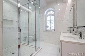 Single Family Dartmouth Queens, NY 11375, MLS-925047-18