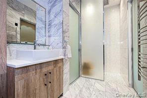 Single Family Dartmouth Queens, NY 11375, MLS-925047-22