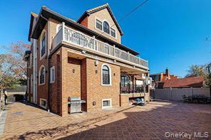 Single Family Dartmouth  Queens, NY 11375, MLS-925047-26