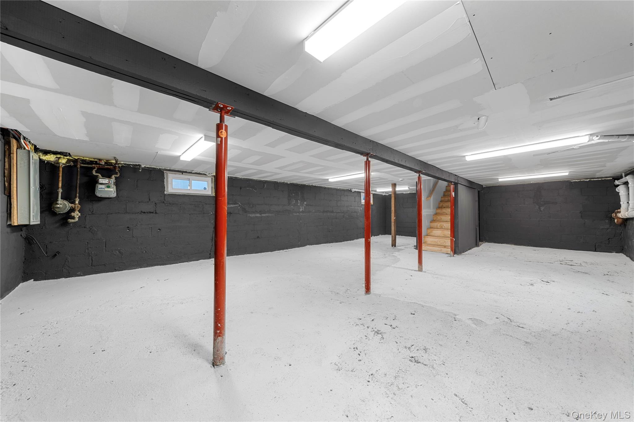 Single Family Lincoln  Nassau County, NY 11575, MLS-925055-10