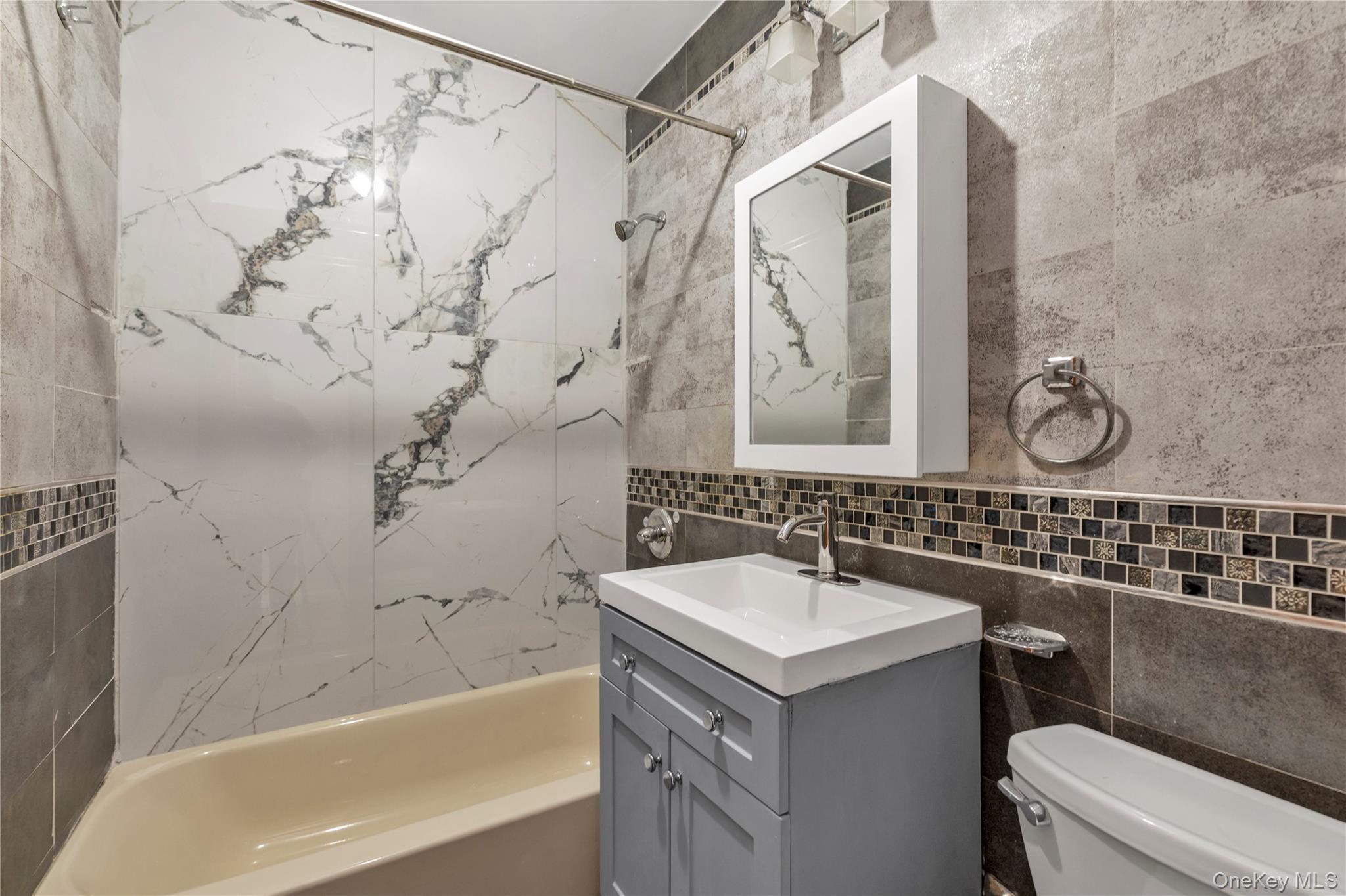 Single Family 268th  Queens, NY 11040, MLS-925060-16