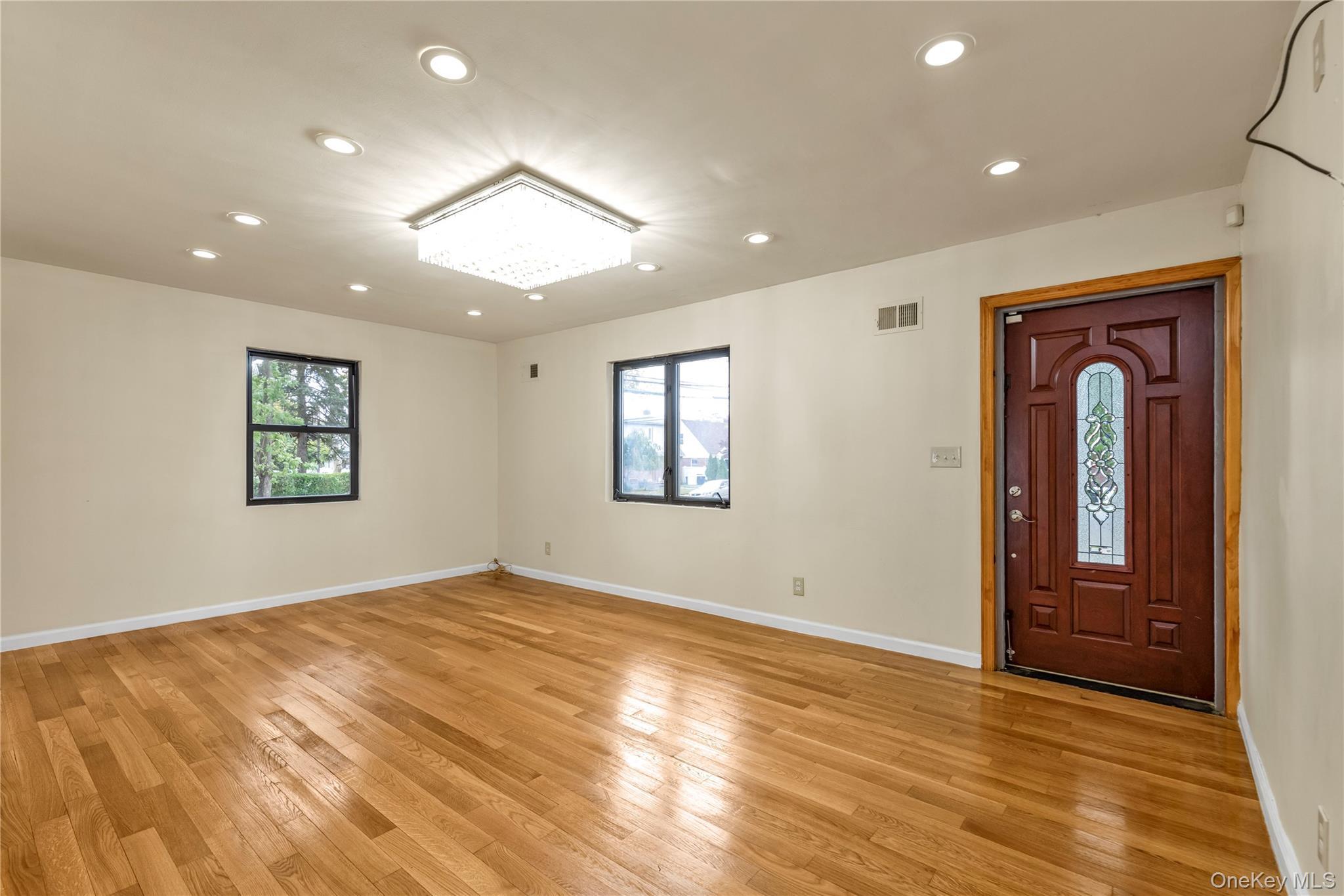 Single Family 268th  Queens, NY 11040, MLS-925060-2