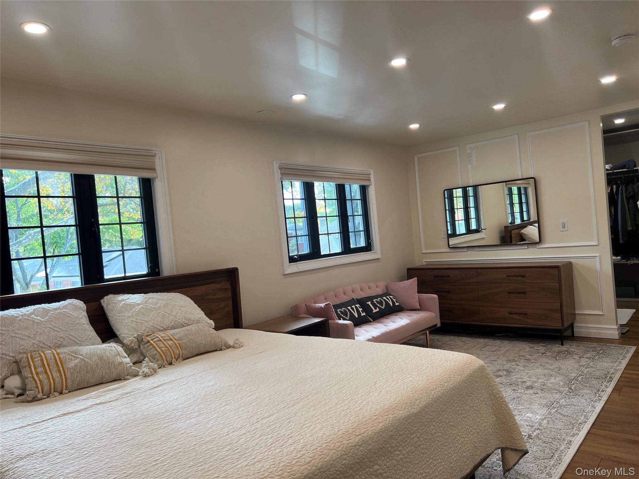 Single Family 76th Queens, NY 11364, MLS-925068-14