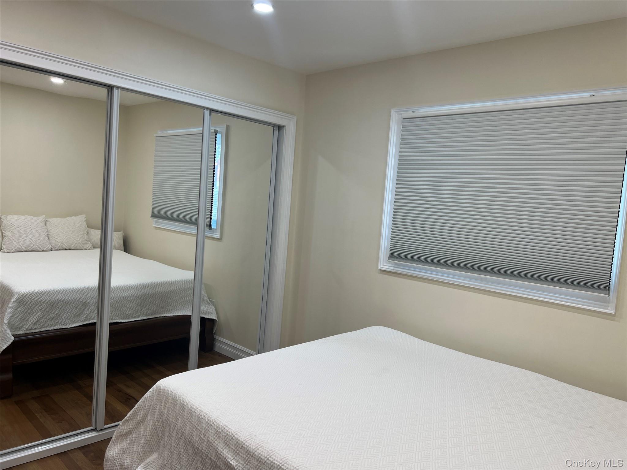 Single Family 76th Queens, NY 11364, MLS-925068-19