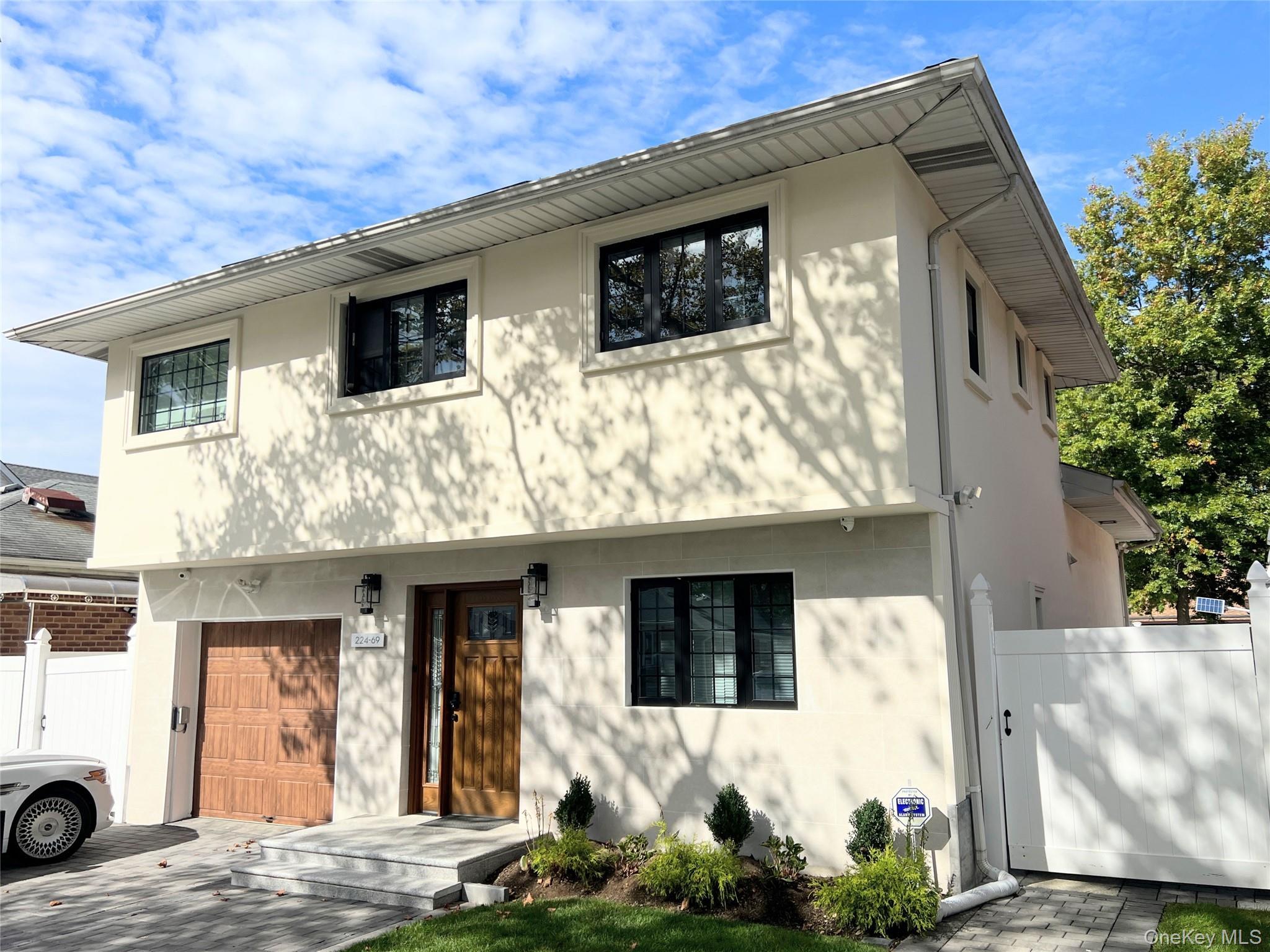 Single Family 76th Queens, NY 11364, MLS-925068-2