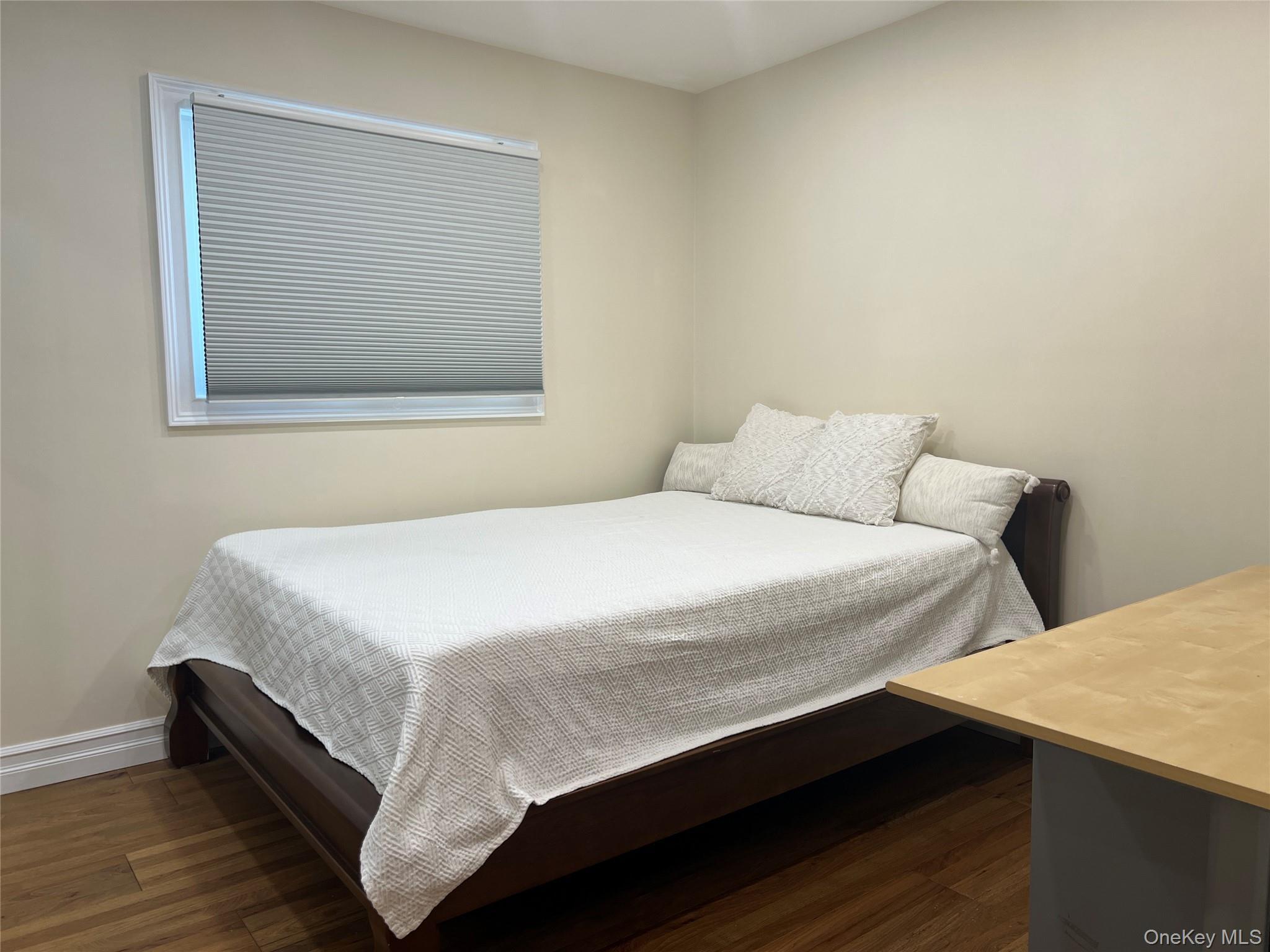 Single Family 76th Queens, NY 11364, MLS-925068-20