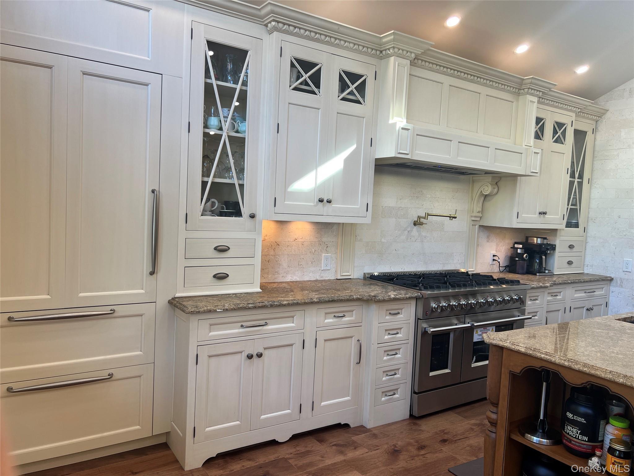 Single Family 76th Queens, NY 11364, MLS-925068-24