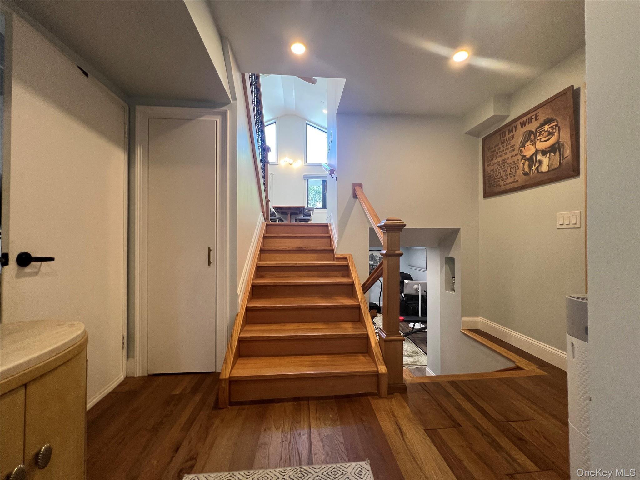 Single Family 76th Queens, NY 11364, MLS-925068-29