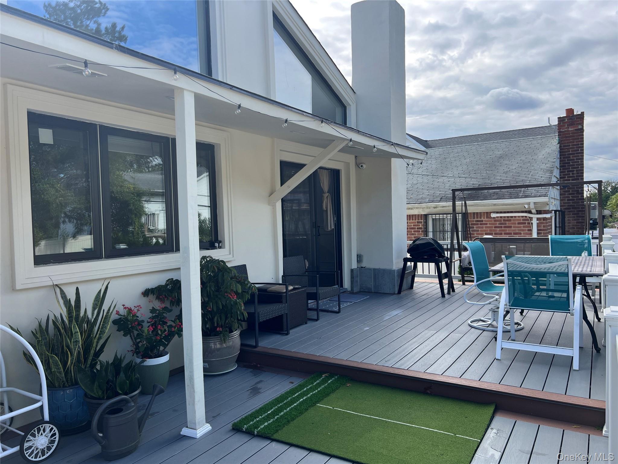 Single Family 76th Queens, NY 11364, MLS-925068-8