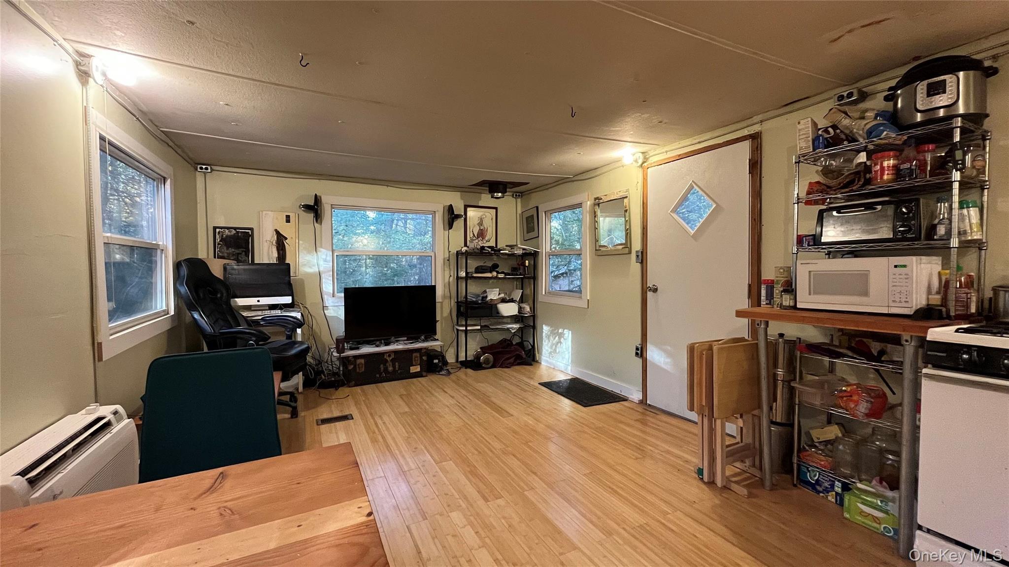 Single Family Swartekill  Ulster County, NY 12528, MLS-925099-13