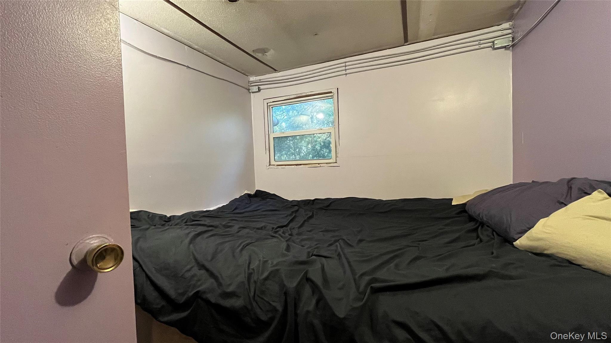 Single Family Swartekill  Ulster County, NY 12528, MLS-925099-14