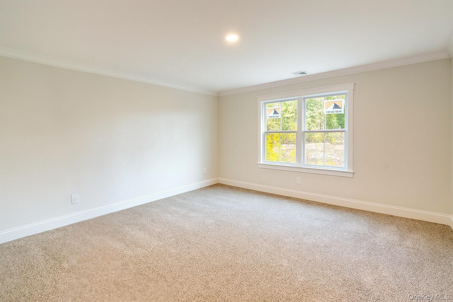 Single Family Frans  Suffolk County, NY 11778, MLS-925101-4