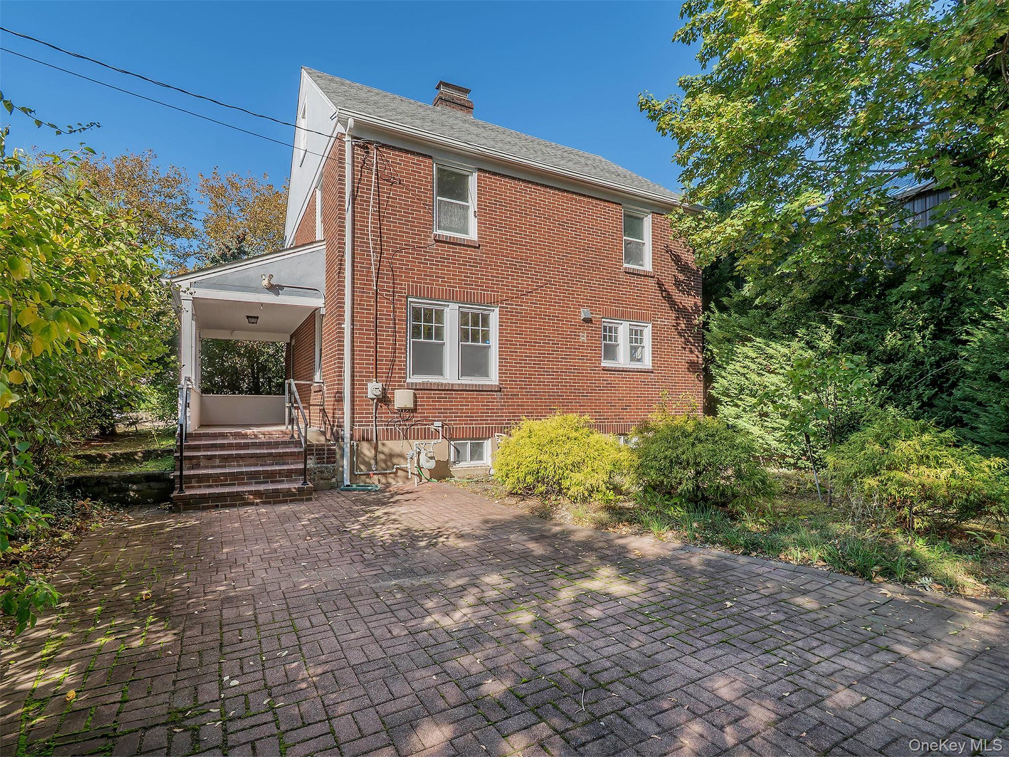 Single Family Avenue A Nassau County, NY 11050, MLS-925102-21