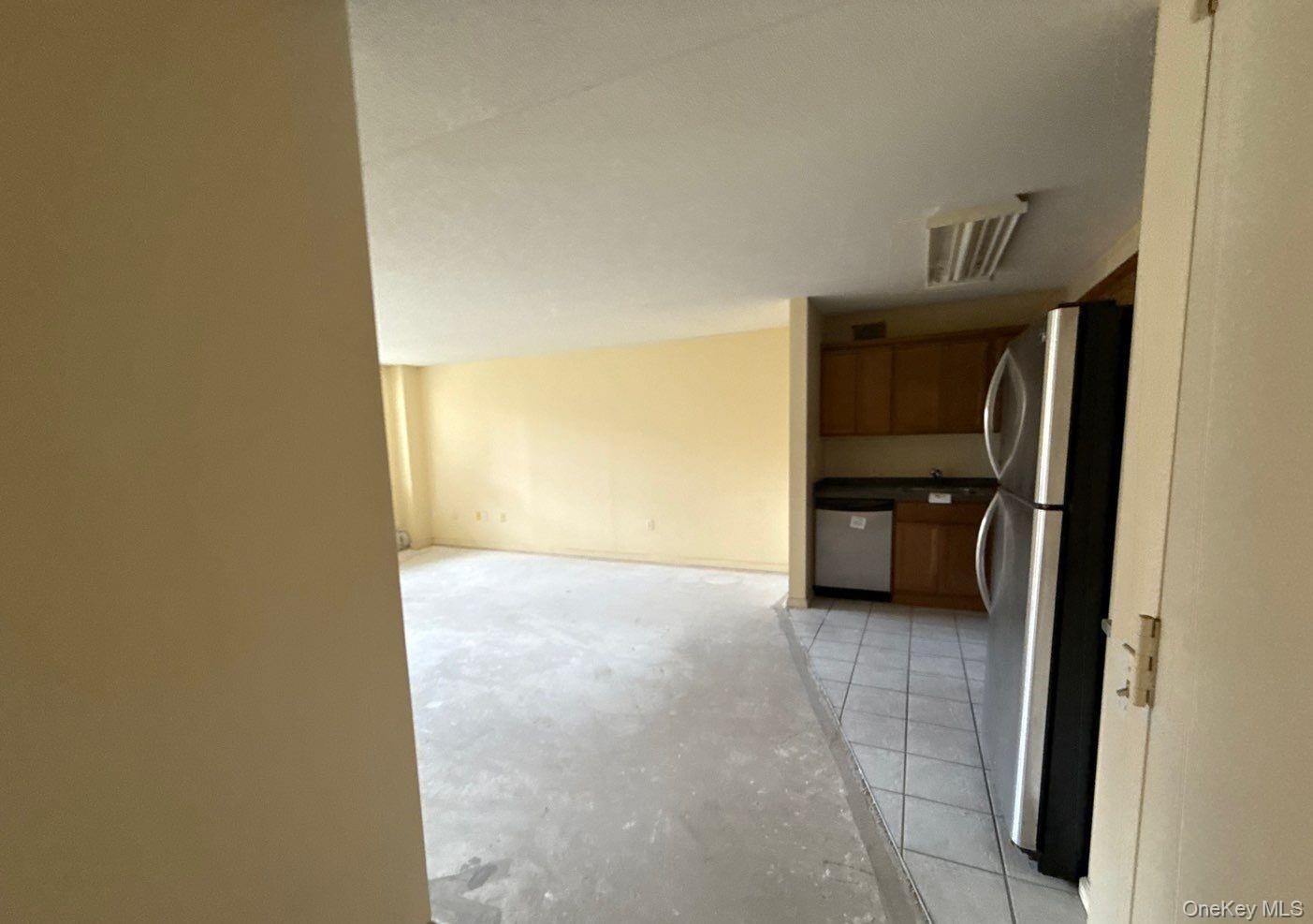 Condo Beach 80th  Queens, NY 11693, MLS-925118-3