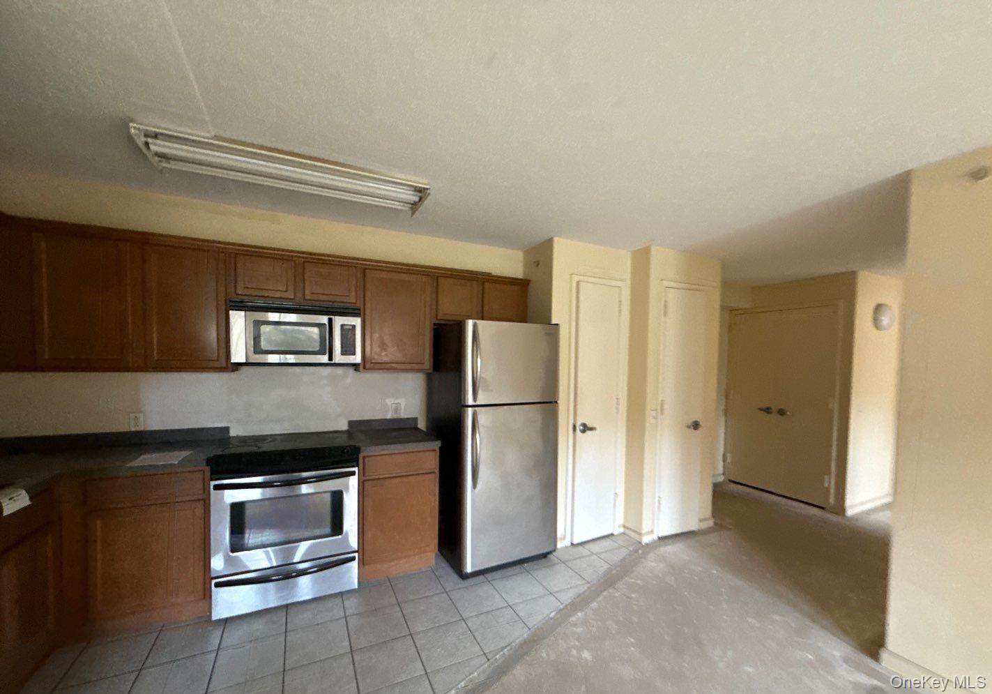 Condo Beach 80th  Queens, NY 11693, MLS-925118-4