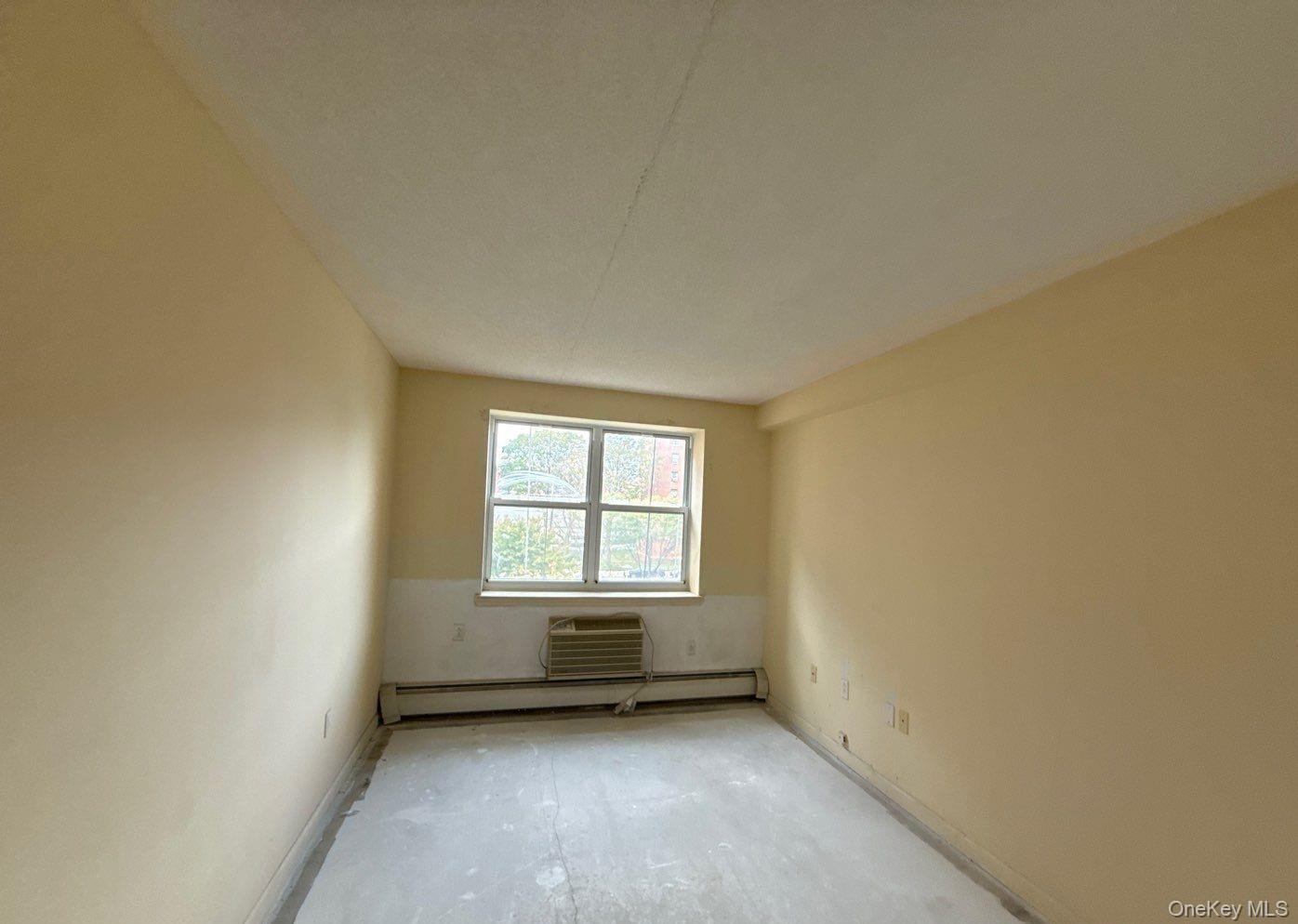 Condo Beach 80th  Queens, NY 11693, MLS-925118-6