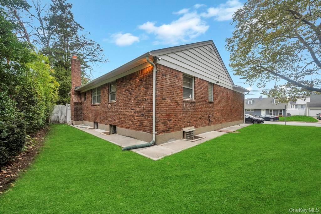 Single Family Stevenson Nassau County, NY 11557, MLS-925125-20