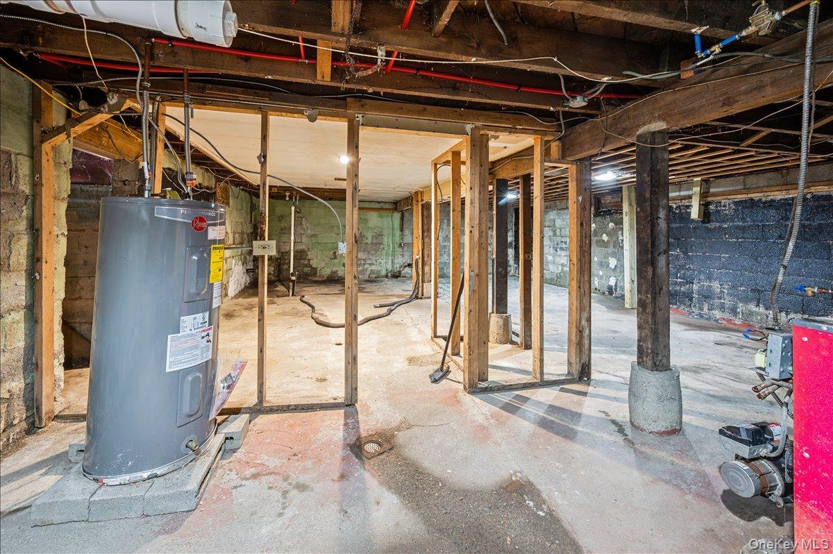 Single Family Greenbush Dutchess County, NY 12601, MLS-925126-13