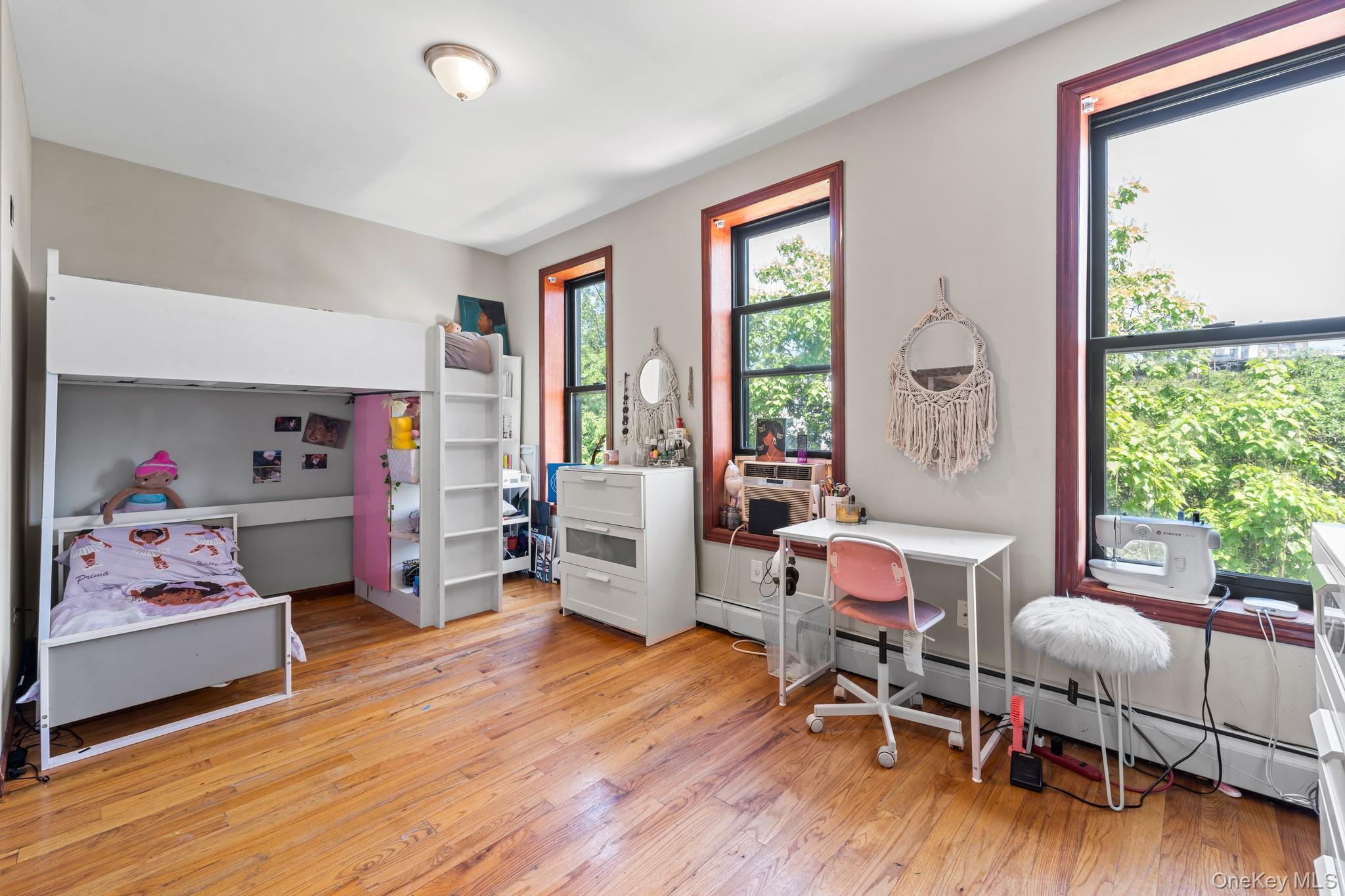 Single Family Lexington Brooklyn, NY 11221, MLS-925132-22