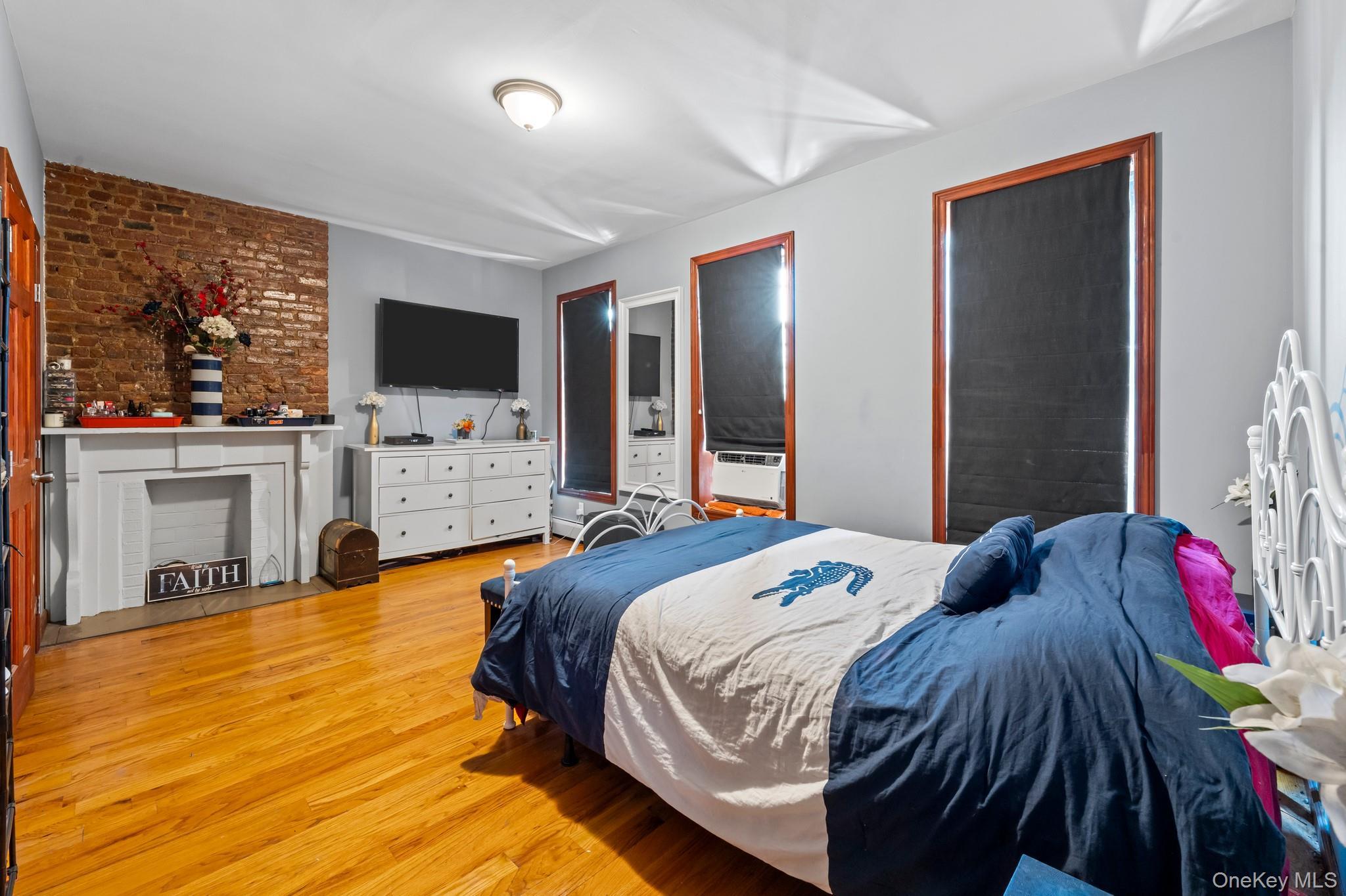 Single Family Lexington Brooklyn, NY 11221, MLS-925132-24