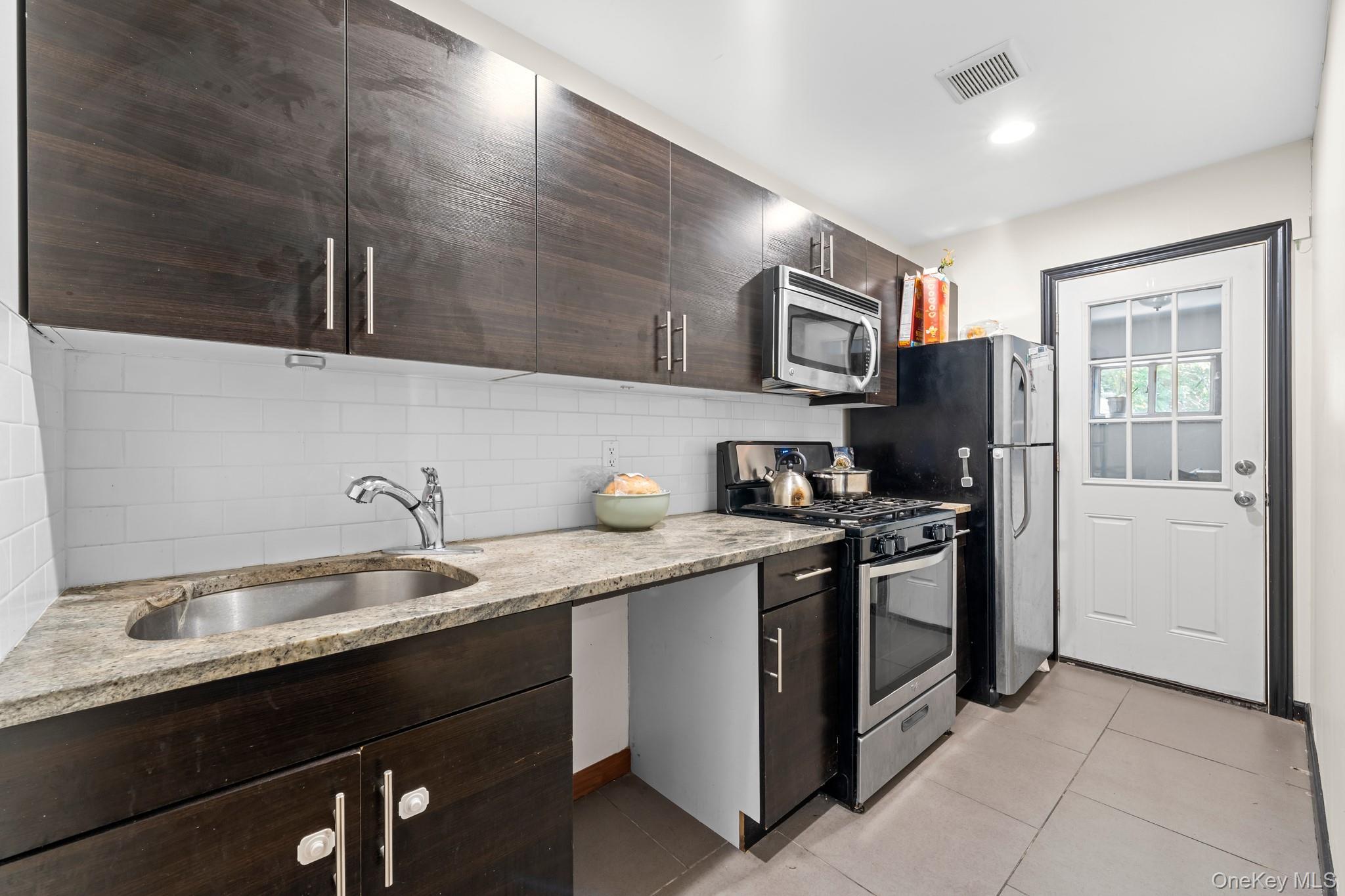 Single Family Lexington Brooklyn, NY 11221, MLS-925132-33