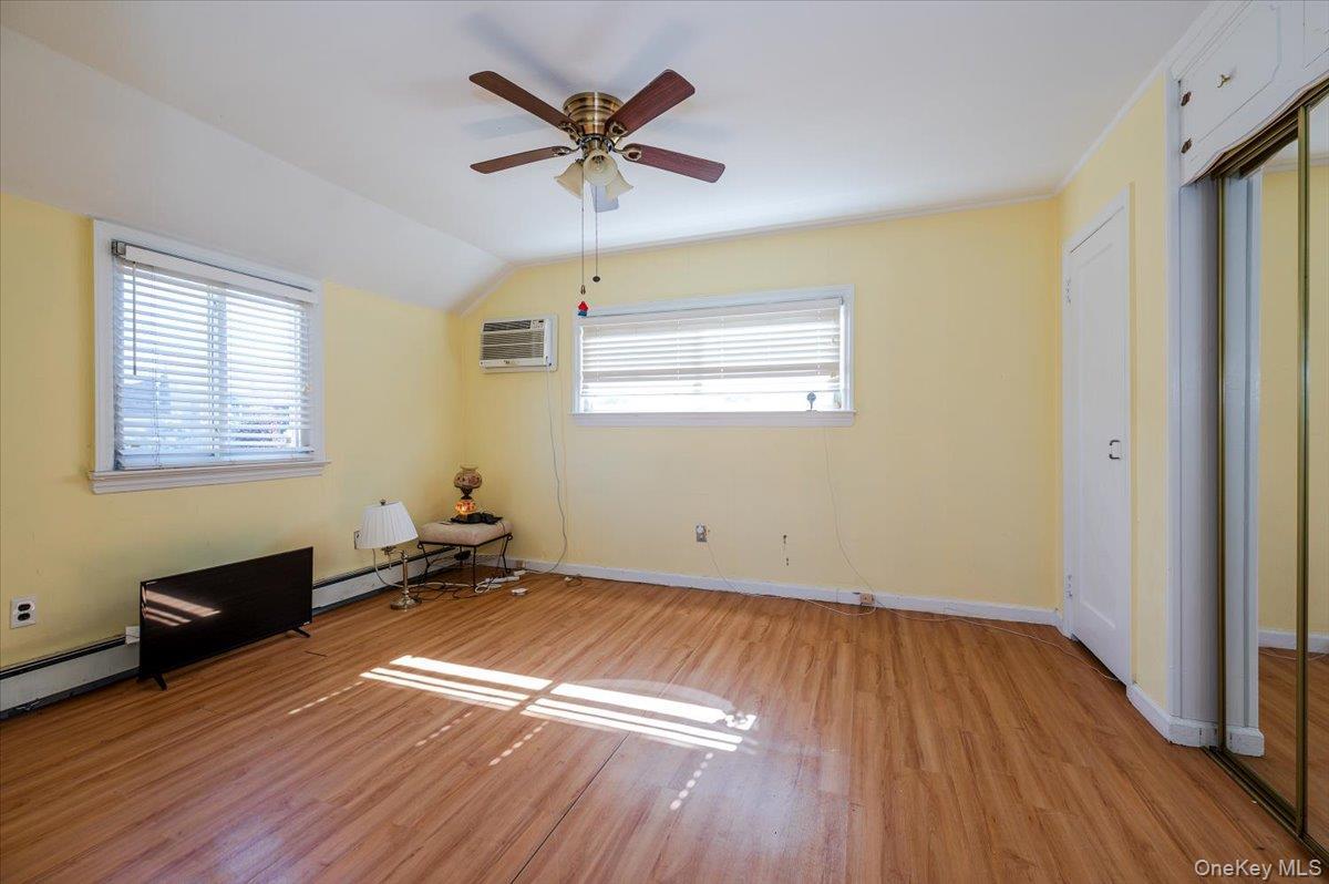 Single Family Hewlett Point  Nassau County, NY 11518, MLS-925135-12