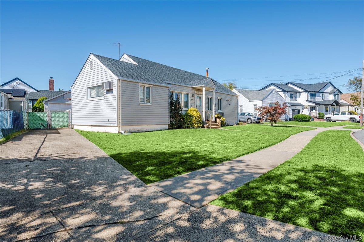 Single Family Hewlett Point  Nassau County, NY 11518, MLS-925135-18