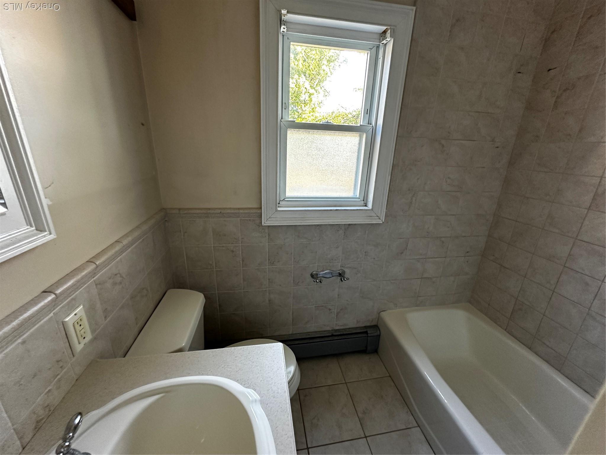 Single Family Jerusalem  Nassau County, NY 11566, MLS-925140-12