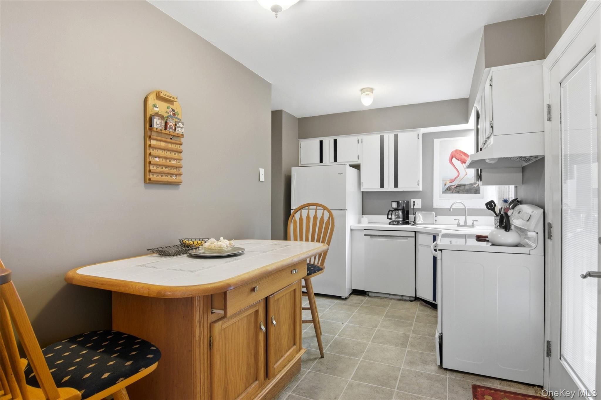 Single Family Tyler Suffolk County, NY 11764, MLS-925153-10