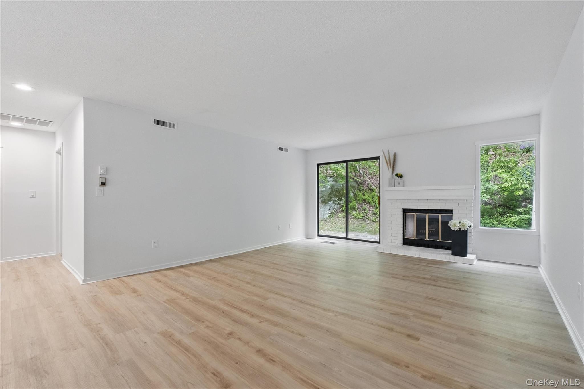 Condo Heritage  Westchester County, NY 10589, MLS-925161-10