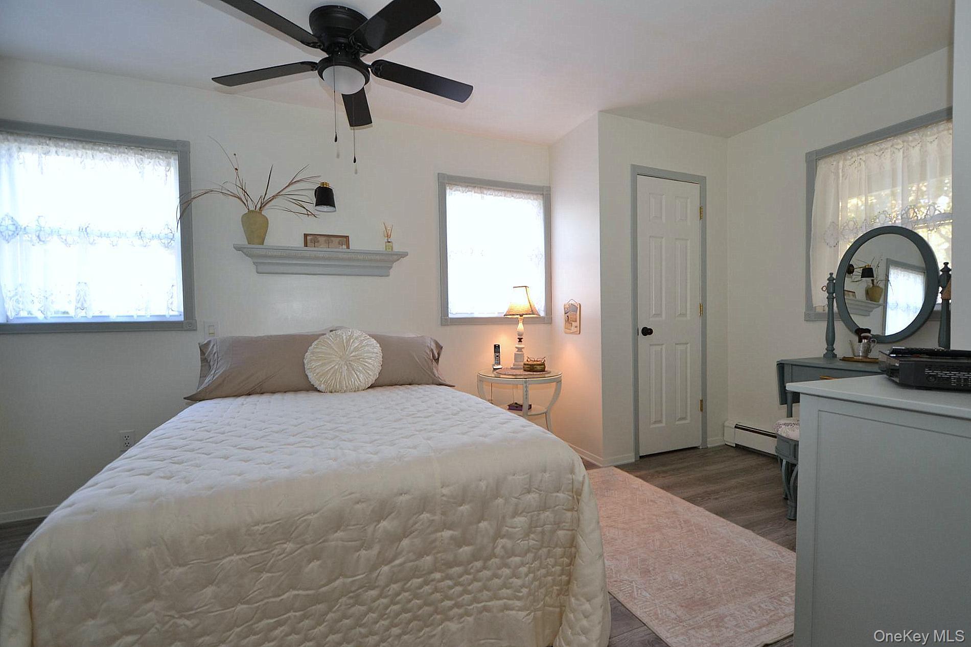 Single Family Grove  Suffolk County, NY 11772, MLS-925182-12