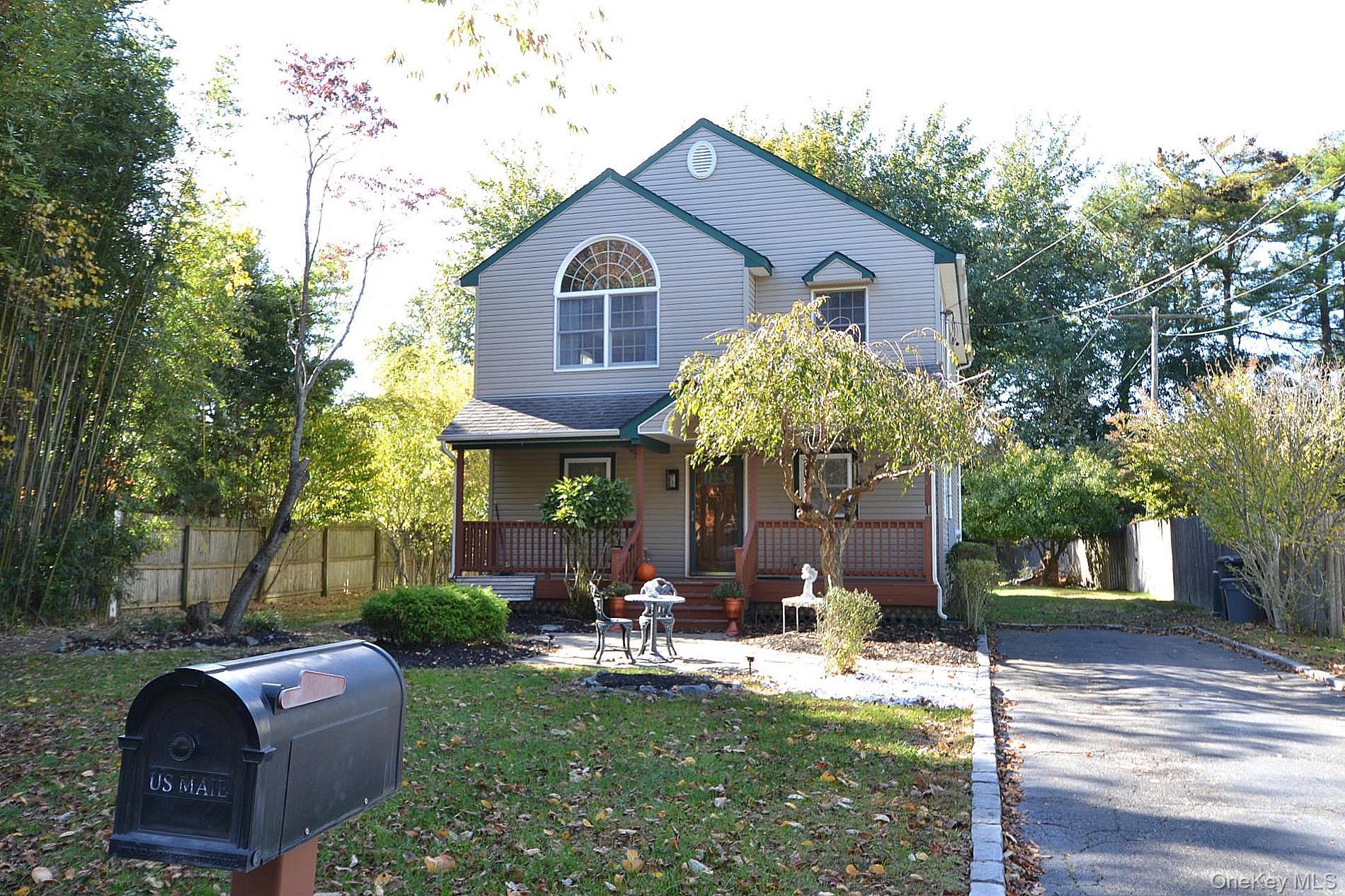 Single Family Grove  Suffolk County, NY 11772, MLS-925182-2