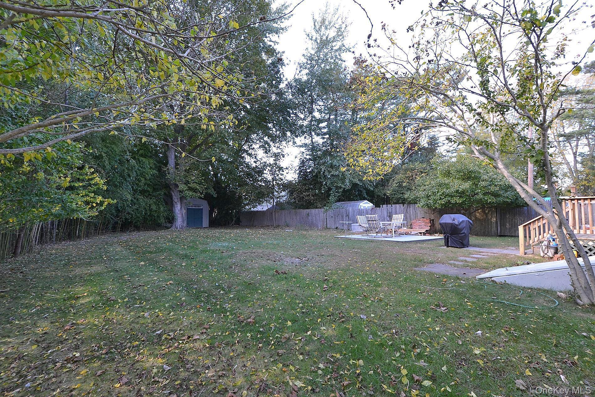 Single Family Grove  Suffolk County, NY 11772, MLS-925182-23