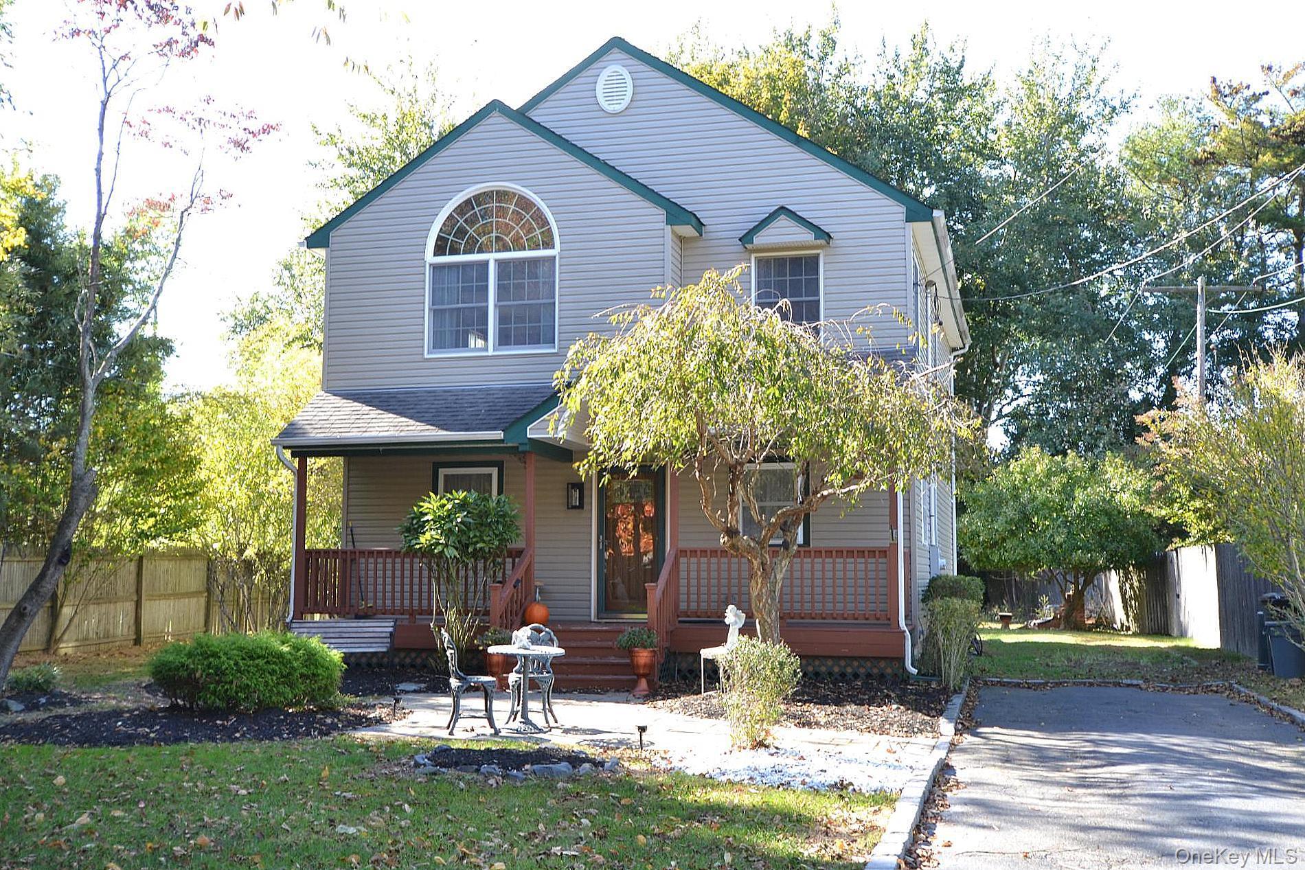 Single Family Grove  Suffolk County, NY 11772, MLS-925182-3