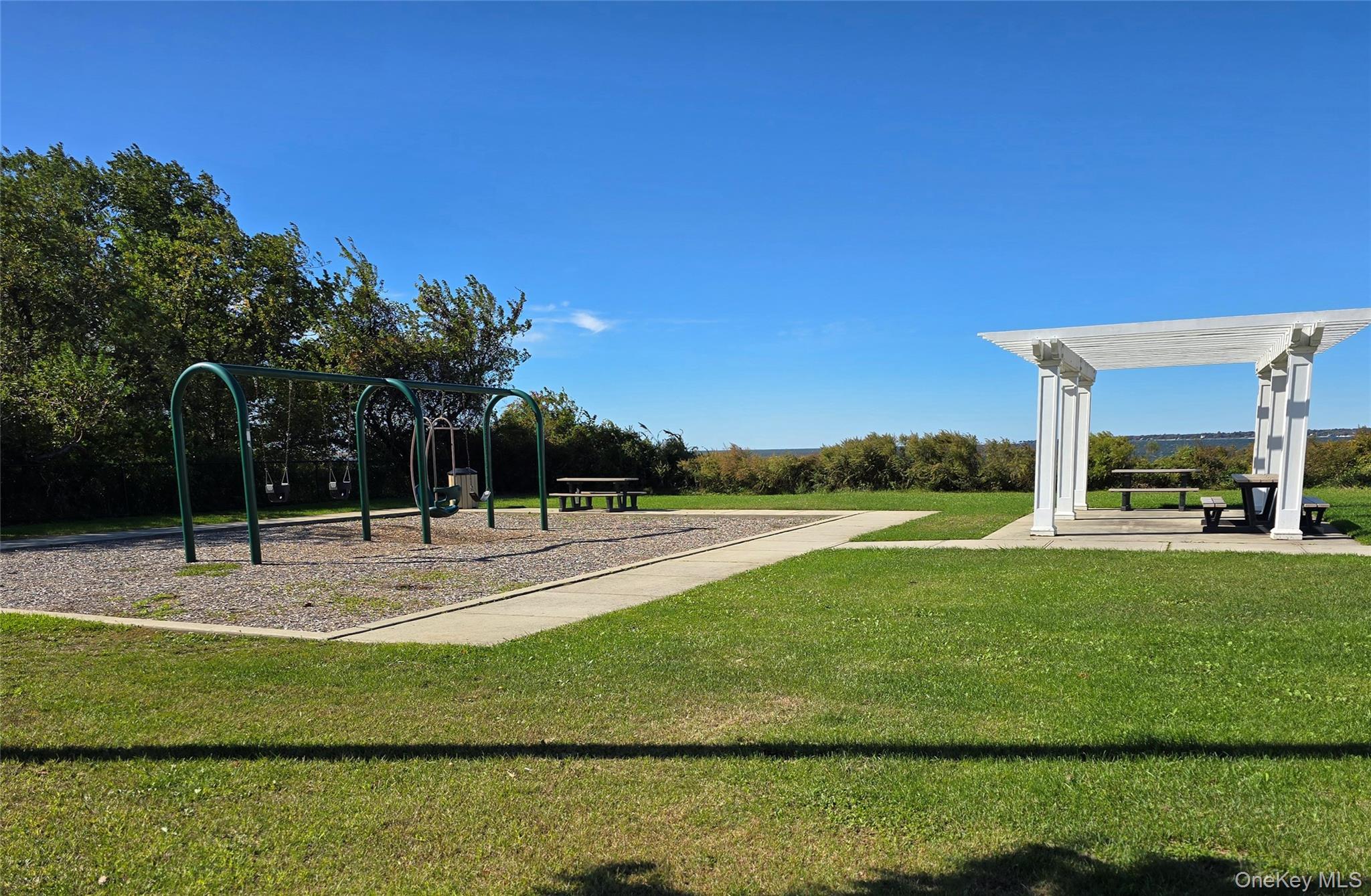 Single Family Saint George  Suffolk County, NY 11967, MLS-925217-39