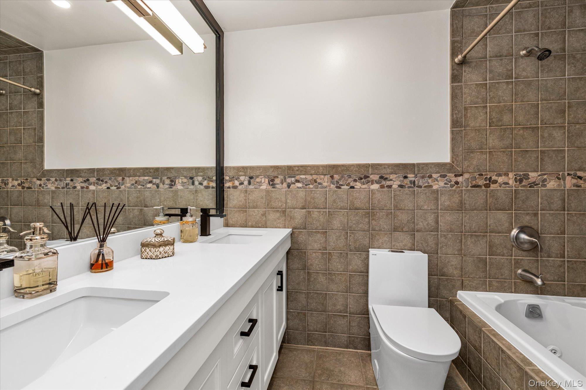 Single Family Mara Nassau County, NY 11509, MLS-925230-19