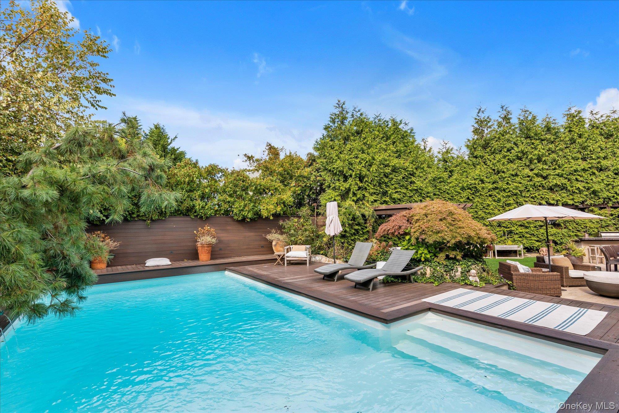 Single Family Mara Nassau County, NY 11509, MLS-925230-24